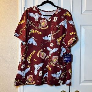 Harry Potter Merlot Graphic Scrub Top, Women’s Sz 3XL -Isaac Morris- New w/Tags